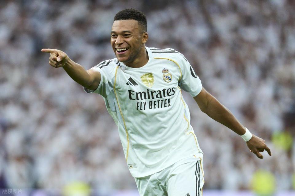 现复仇充满, 连胜终结, 世界波帮助