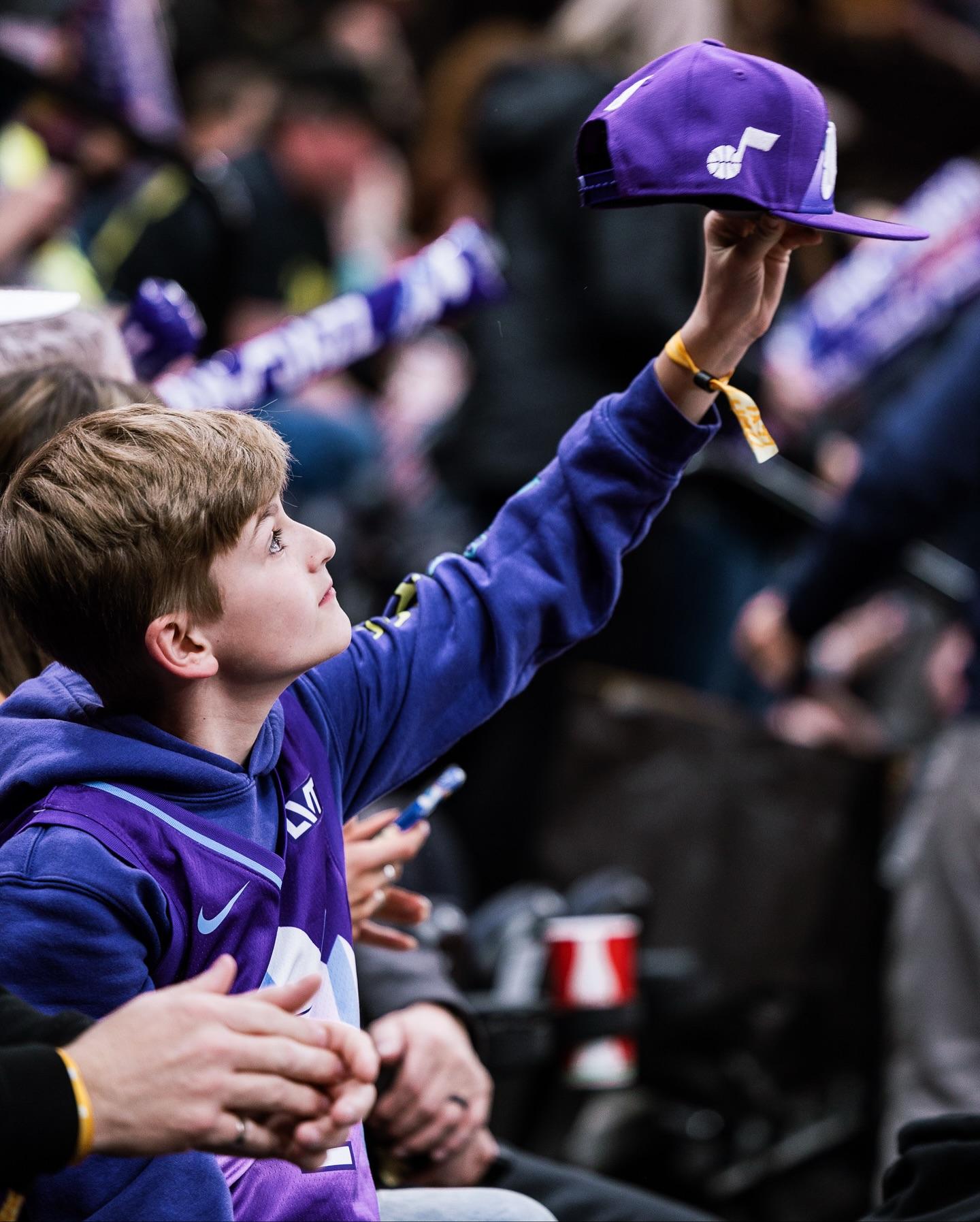 tenan, 爵士官方i