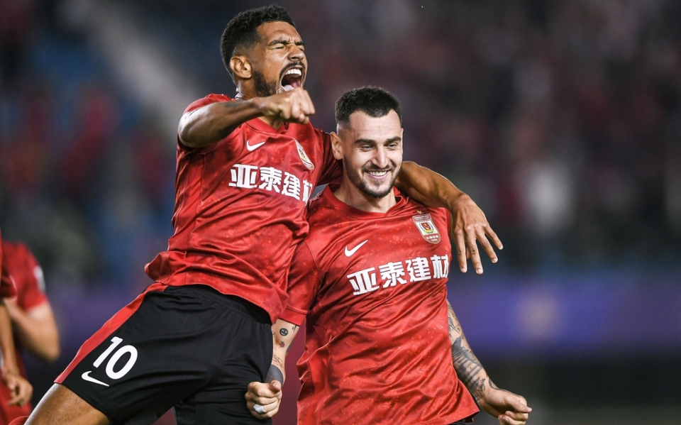 深圳新鹏城, 战平, 都蓉城