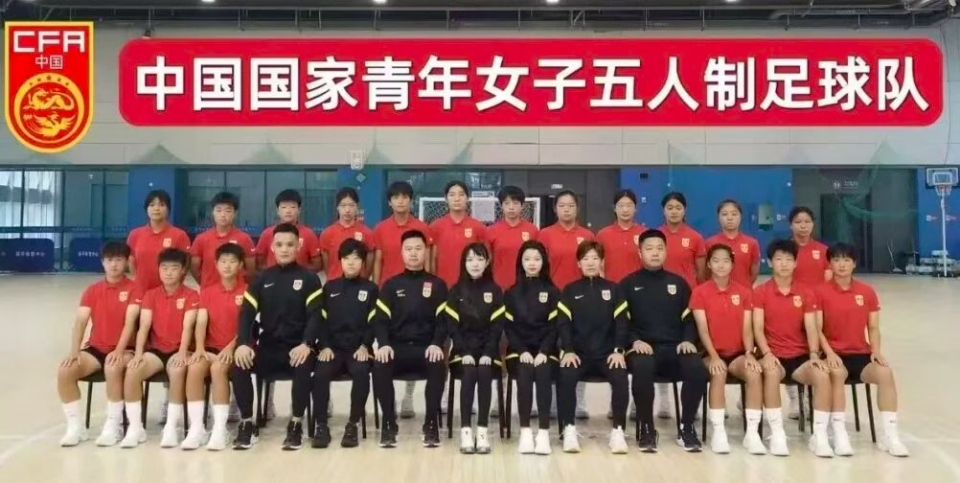 一步步从校 一步步从校