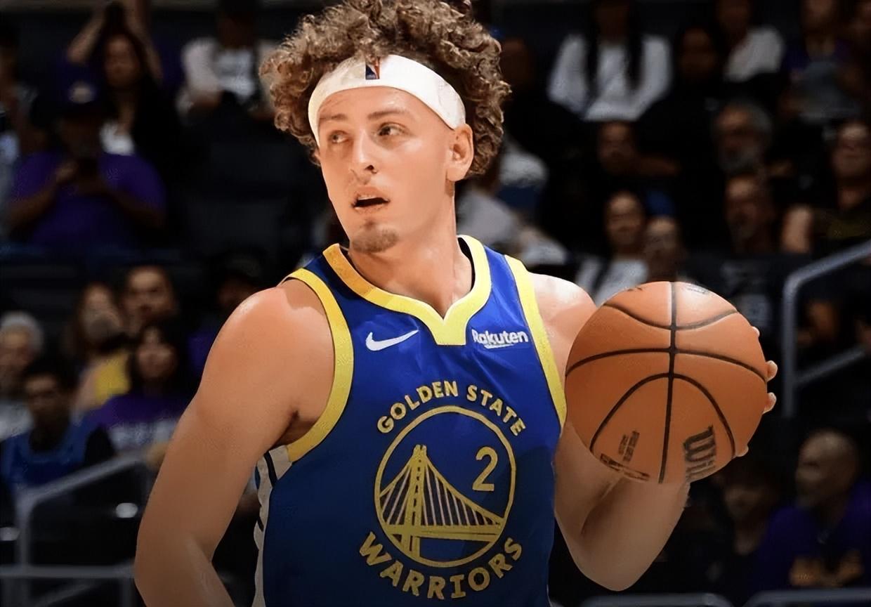 东契奇还是, 再加上自己, 他延续了上 东契奇还是, 再加上自己, 他延续了上